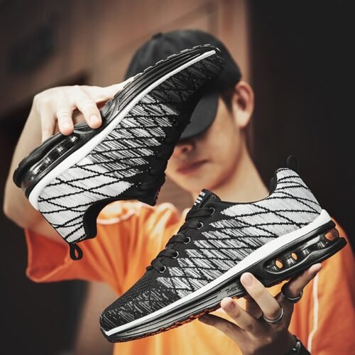 Flying woven air cushion men's shoes trend sports shoes Korean breathable running shoes men's casual shoes - Image 4